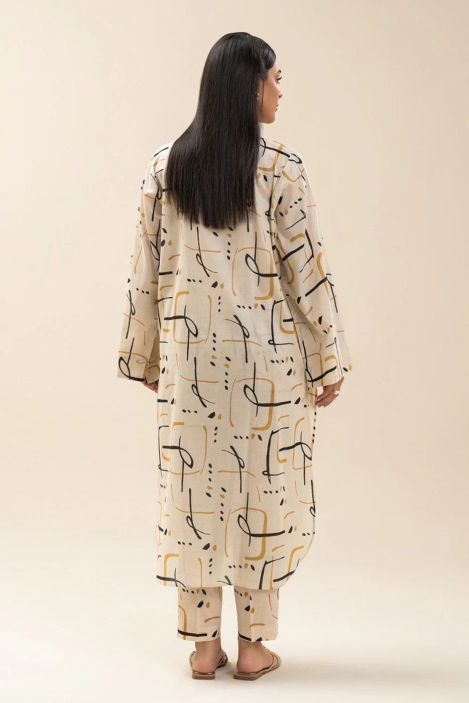 2 PIECE PRINTED LAWN SUIT (PRET)